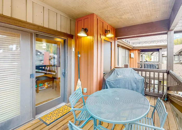 Cache F3-302 Apartment *